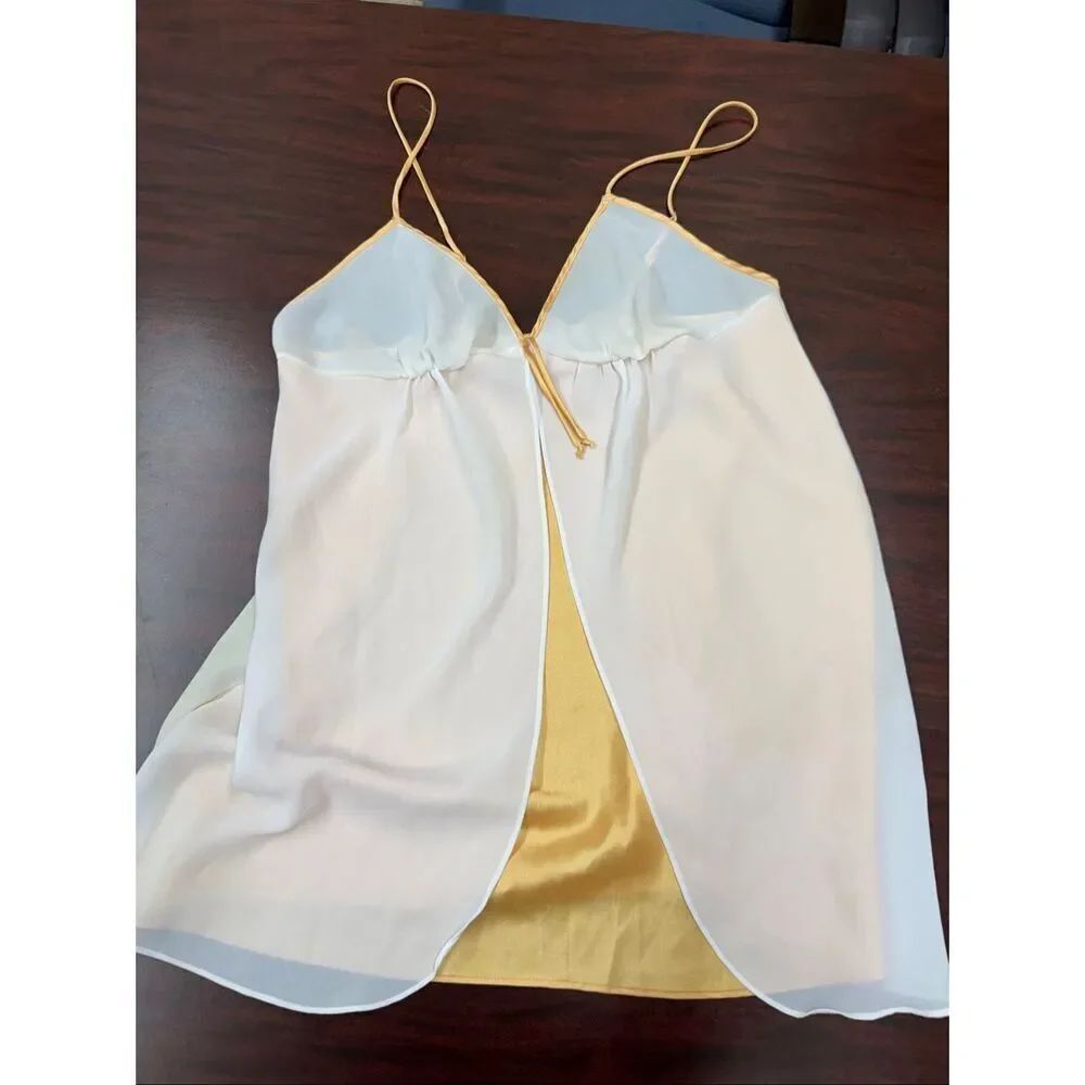 Victoria’s Secret Vintage Gold and White Baby Doll Lingerie Size Medium